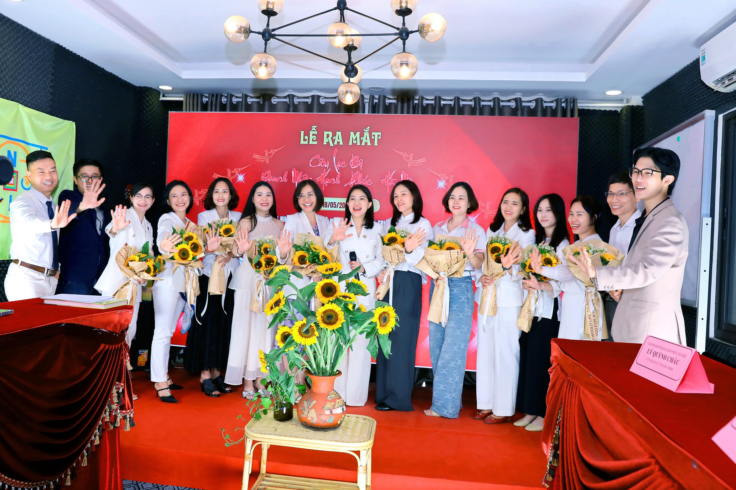 RA MẮT CÂU LẠC BỘ DOANH NHÂN HẠNH PHÚC HÀ NỘI - Ảnh Nổi Bật